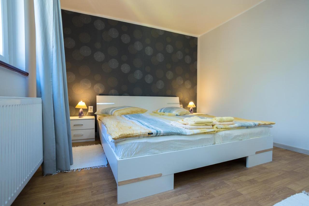 Apartman Marija Apartment Njivice Exterior foto