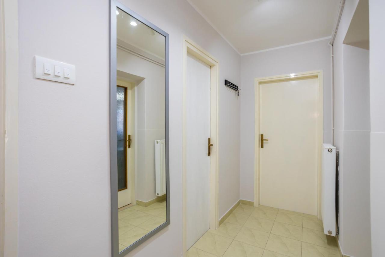 Apartman Marija Apartment Njivice Exterior foto