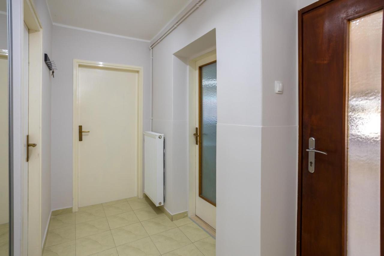 Apartman Marija Apartment Njivice Exterior foto